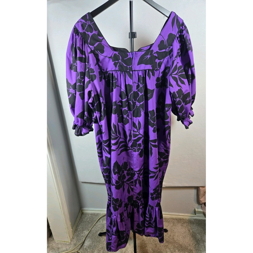 T&L Muumuu Factory Hawaii Purple And Black Floral Dress With Ruffle Trim Sz 2XL